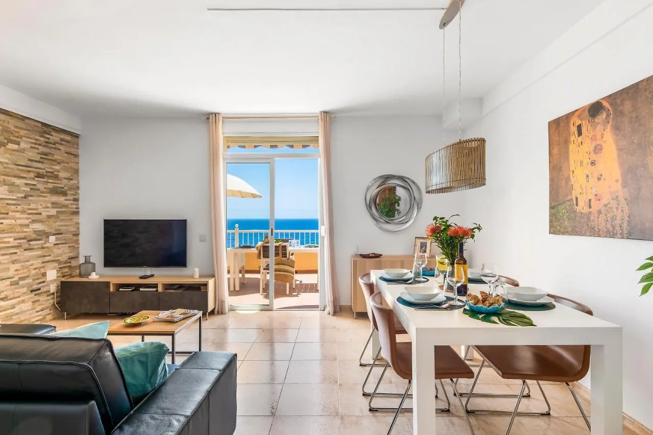 Beachfront Triplex With Swimming Pool & Parking Radazul Spain