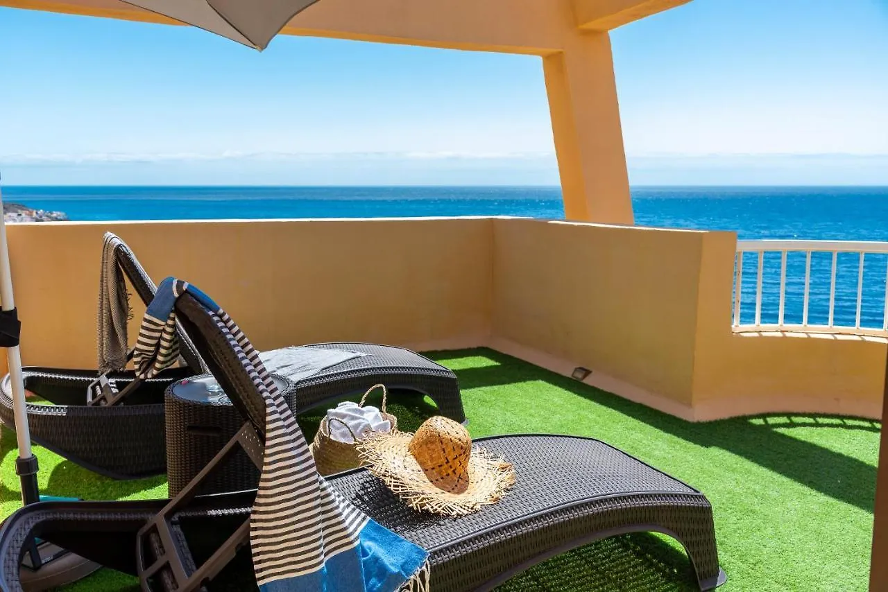 Beachfront Triplex With Swimming Pool & Parking Radazul Spain