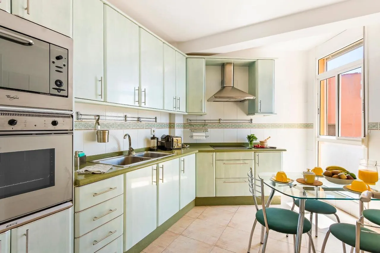 Apartment Beachfront Triplex With Swimming Pool & Parking Radazul