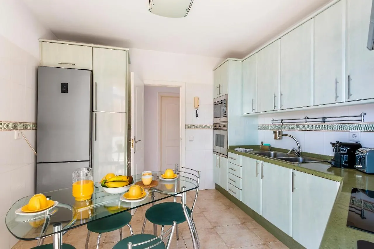 Apartment Beachfront Triplex With Swimming Pool & Parking Radazul
